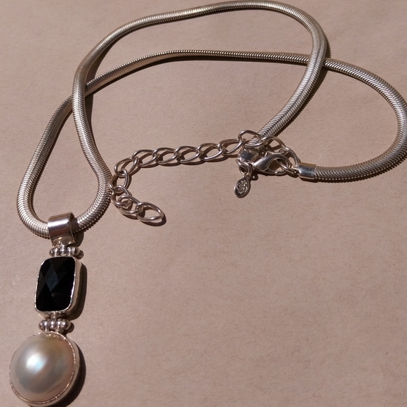 Jewelry - Silver  Necklace Perl Mabe & Gemstone